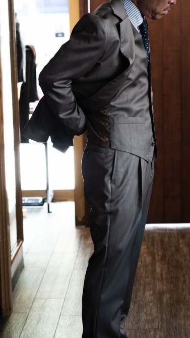 スーツ着用画像798のコピー2