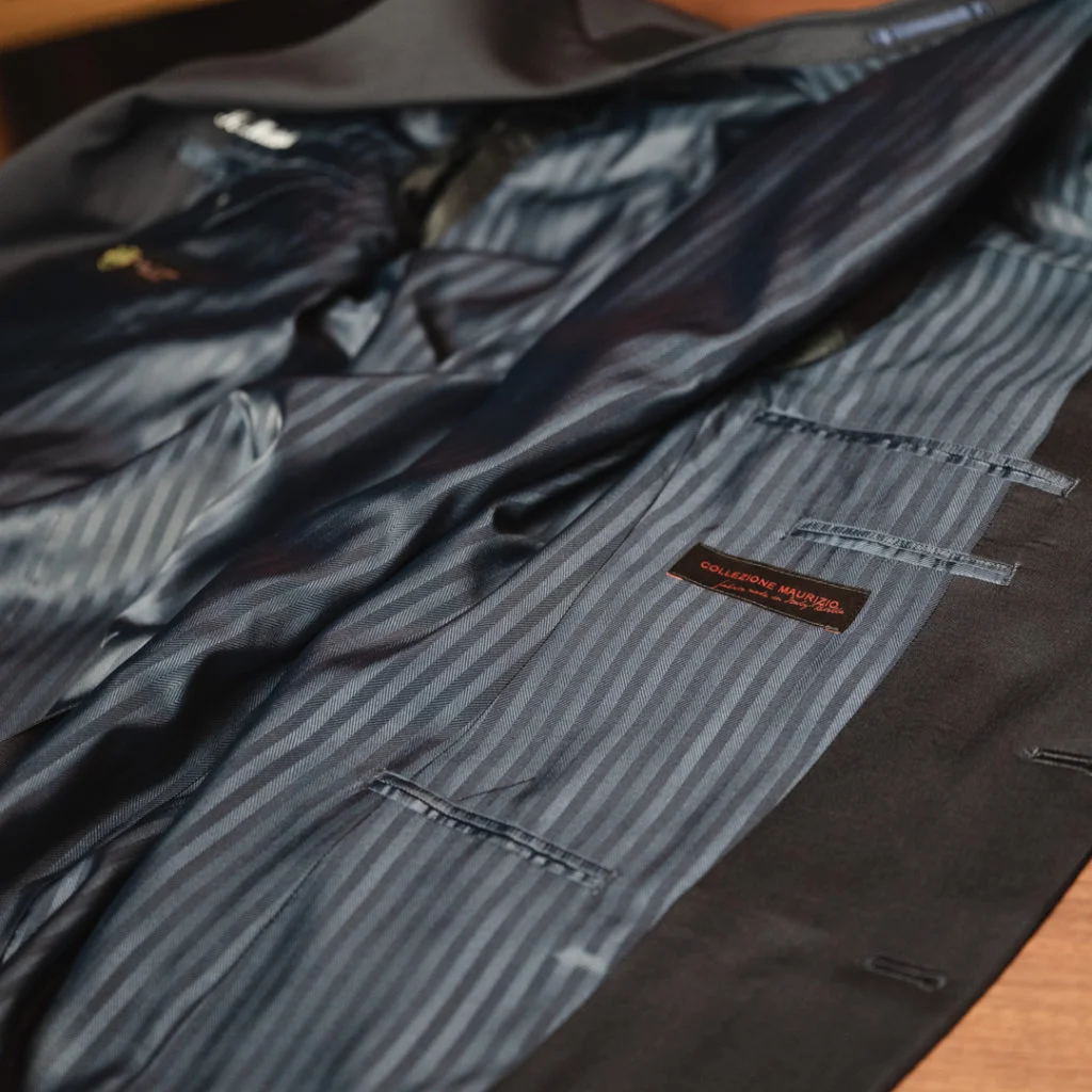 横浜テーラーナガサカ|今回の生地はイタリア製MAURIZIO