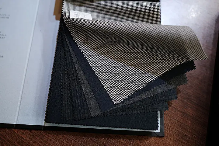 ■日本製生地 上質 尾州産生地使用 STUDIO by DURBAN ダーバン シャドーストライプ織り 2Ｂ テーラードジャケット A5 ベージュ 0314_225